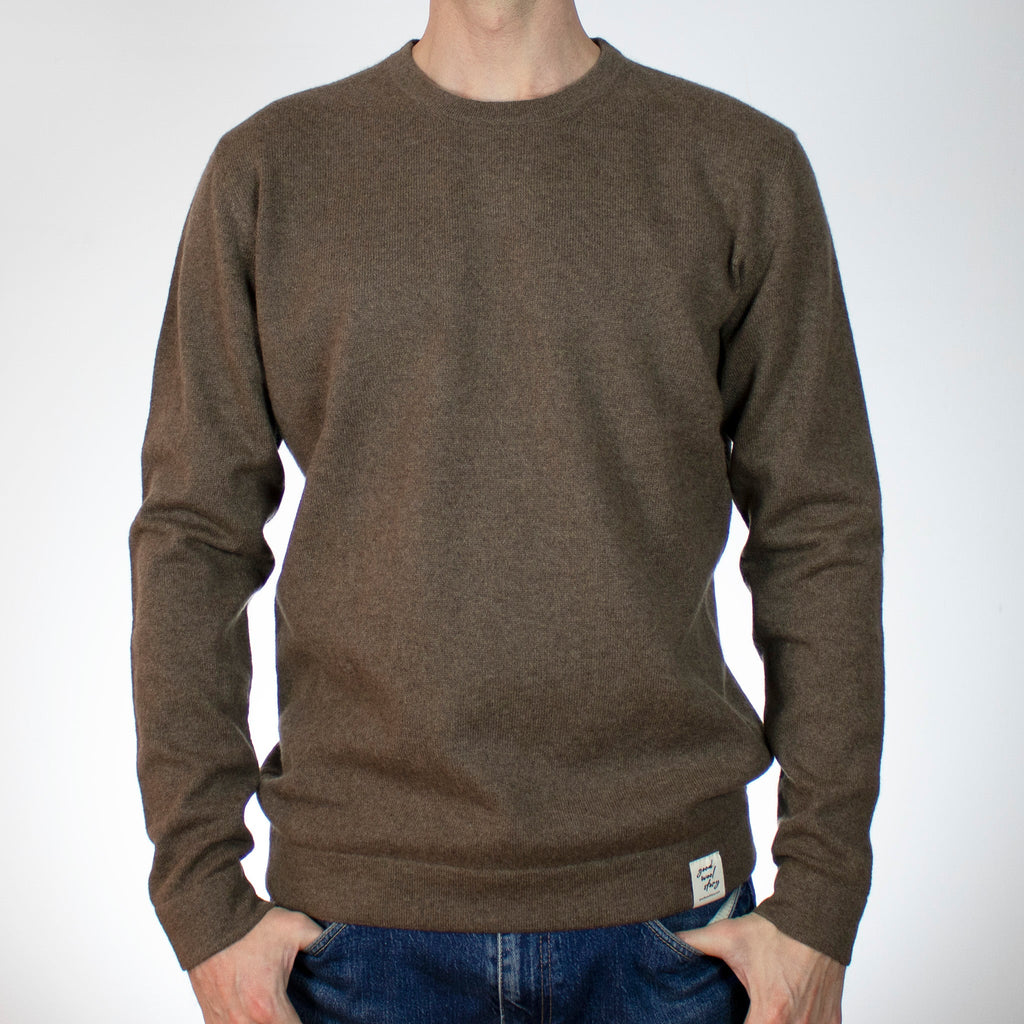 'Staple' unisex pullover