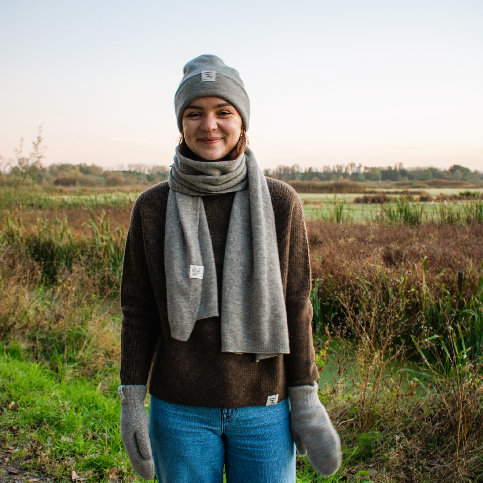 'Hirami' sheep wool scarf